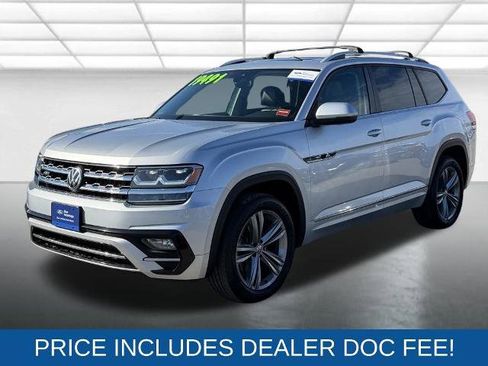 Used 2019 Volkswagen Atlas SE w/ Panoramic Sunroof Package image 3