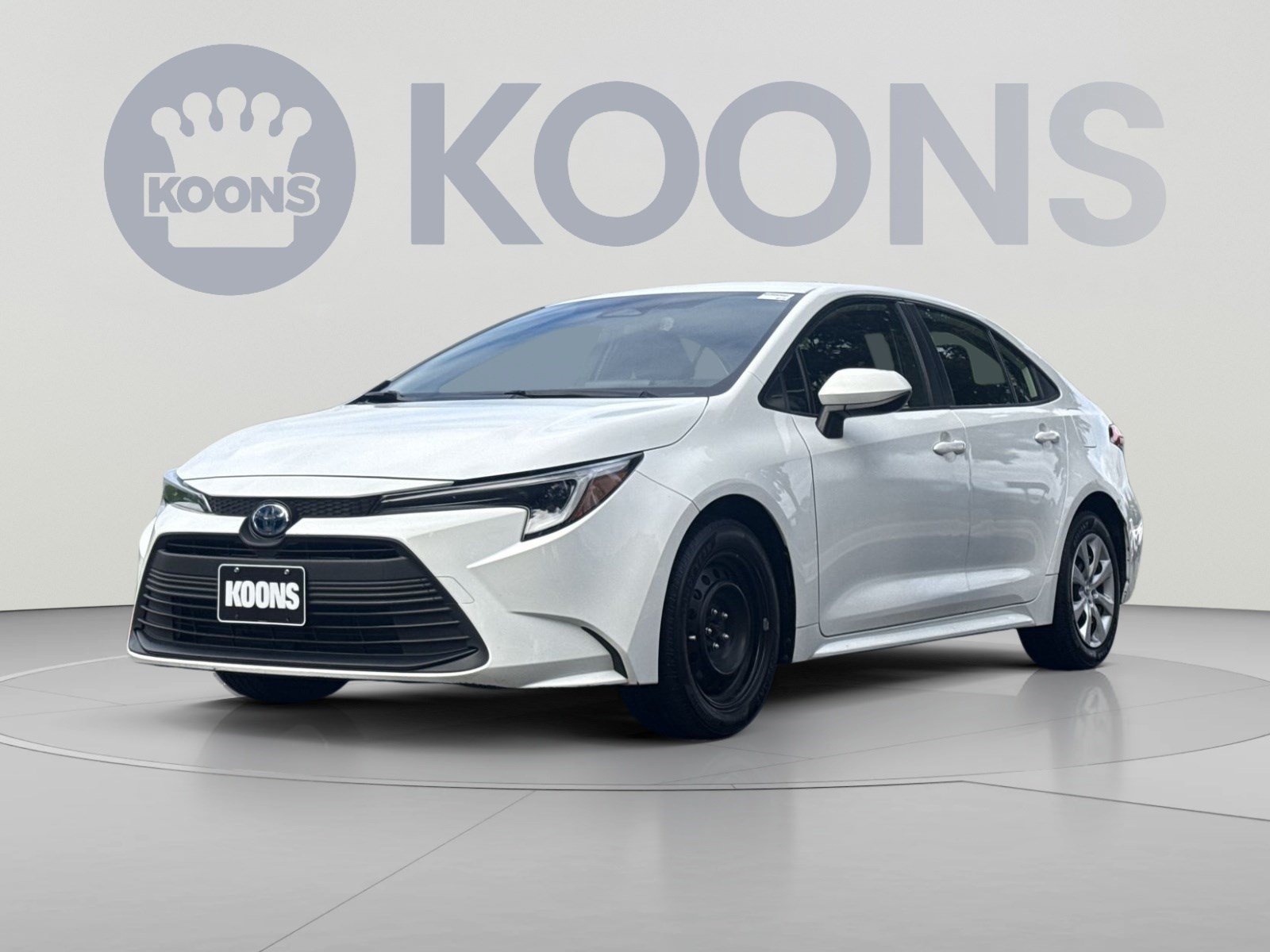 Used 2024 Toyota Corolla LE FWD image 1
