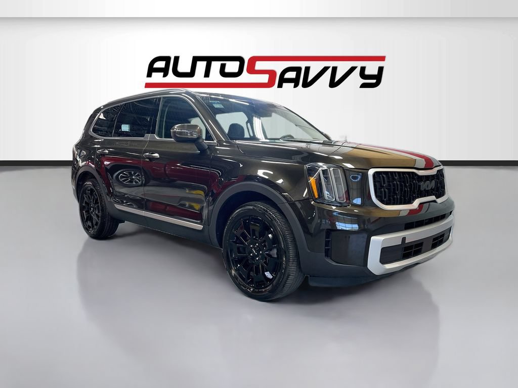 Used 2023 Kia Telluride S AWD/4WD image 1