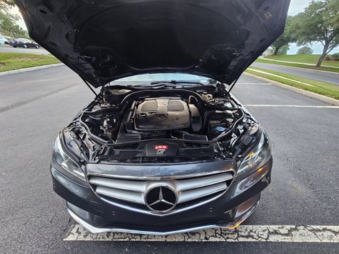 Used 2016 Mercedes-Benz E 350 Sedan image 18