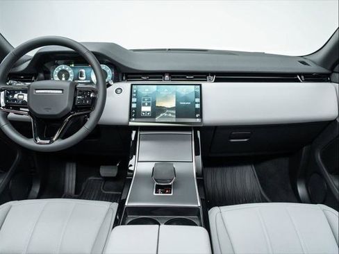 New 2026 Land Rover Range Rover Evoque S image 25