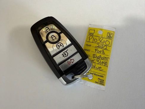 Used 2022 Ford Explorer Limited w/ Limited Technology Package image 43