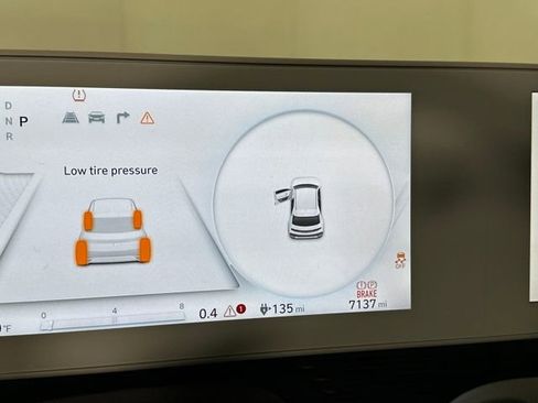 Used 2024 Hyundai Ioniq 5 Limited image 18