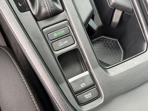 Used 2024 Honda Accord EX image 23