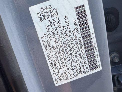 Used 2023 Honda Pilot Sport image 37