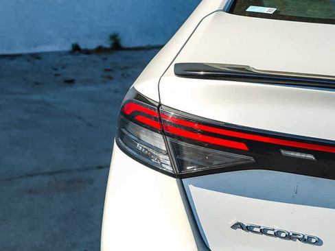 Used 2023 Honda Accord Sport image 7