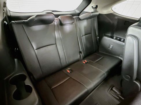Certified 2025 Toyota Highlander Platinum AWD/4WD image 61