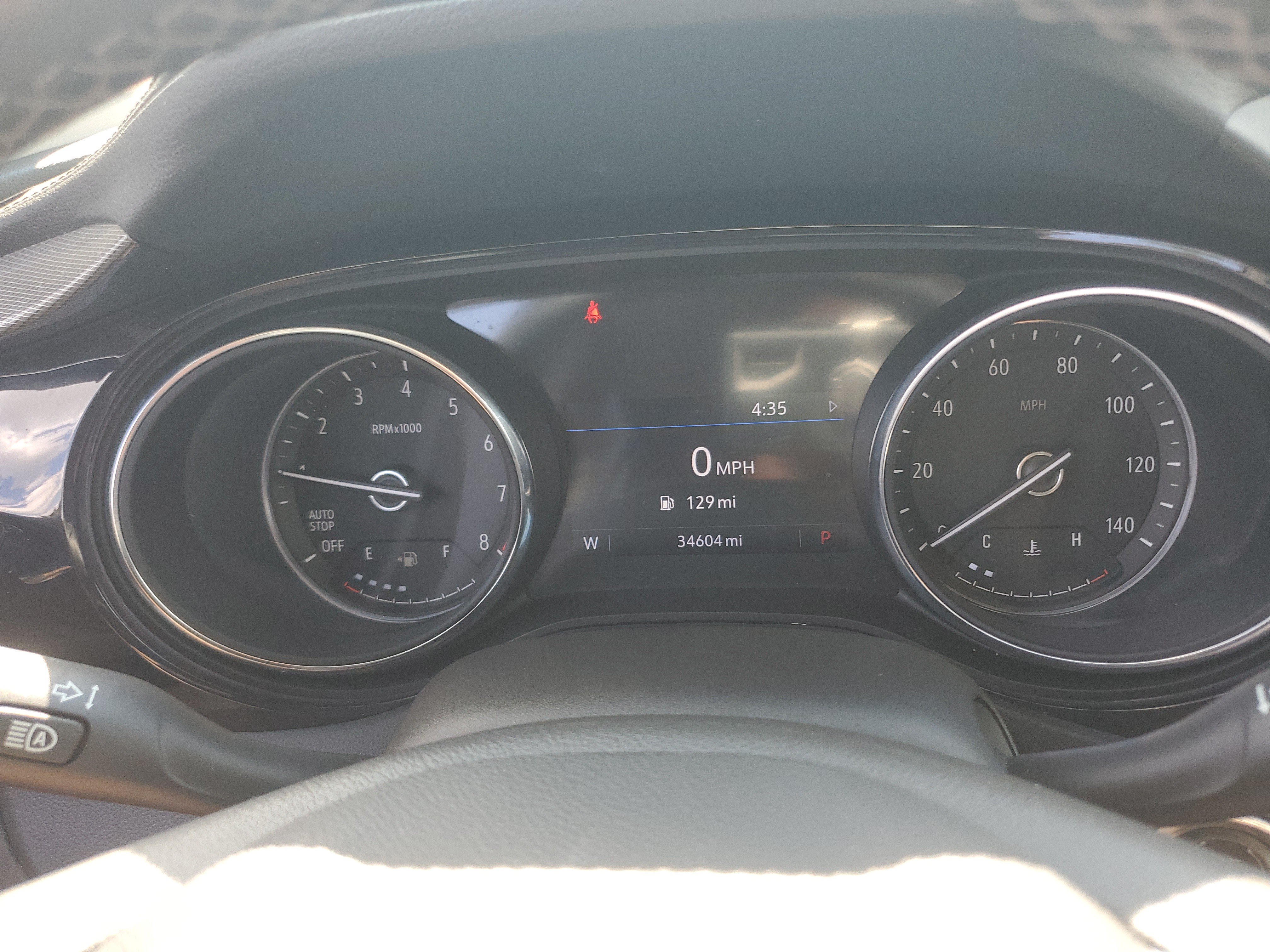 Used 2022 Buick Encore GX Select w/ Sport Touring Package FWD image 25