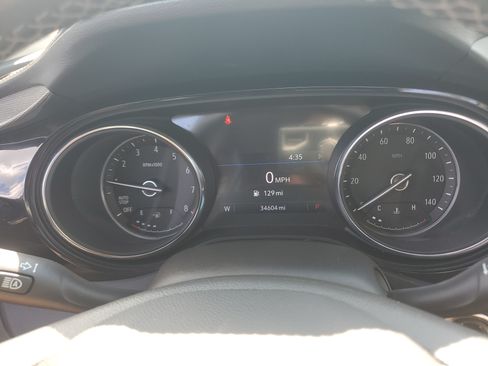 Used 2022 Buick Encore GX Select w/ Sport Touring Package FWD image 25