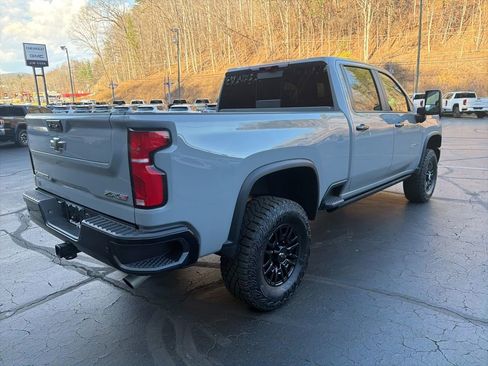 Certified 2024 Chevrolet Silverado 2500 ZR2 w/ Technology Package image 4