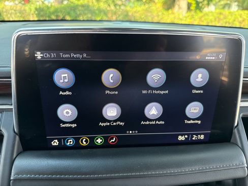 Used 2021 Chevrolet Suburban LT image 29