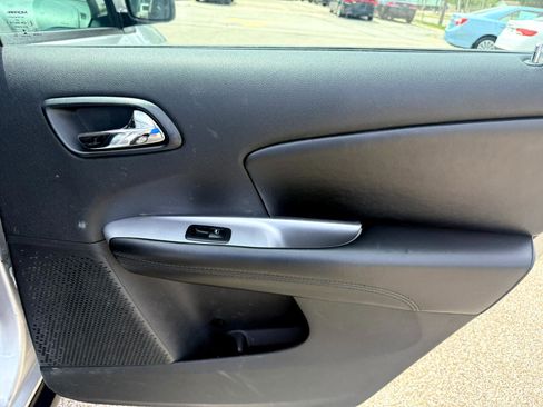 Used 2014 Dodge Journey American Value Package w/ Flexible Seating Group image 17