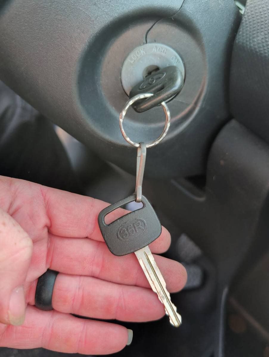 Used 2008 Toyota Yaris 2-Door Hatchback FWD image 44