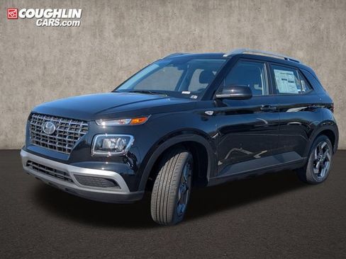 New 2026 Hyundai Venue SEL FWD image 3