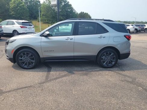 Used 2024 Chevrolet Equinox RS AWD/4WD image 11