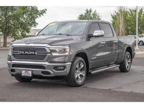 Used 2019 RAM 1500 Laramie AWD/4WD image 7