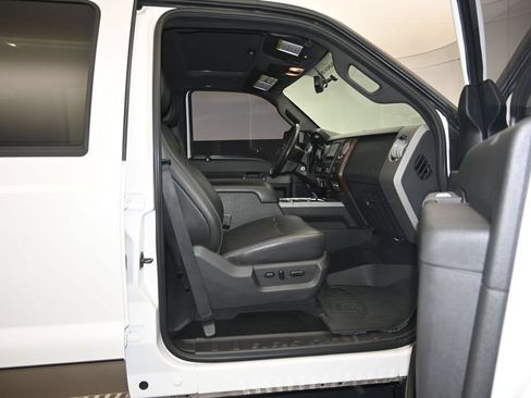Used 2011 Ford F350 Lariat w/ Lariat Interior Pkg AWD/4WD image 27