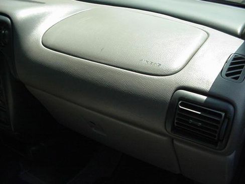 Used 1999 Pontiac Montana Extended w/ Opt Pkg image 15