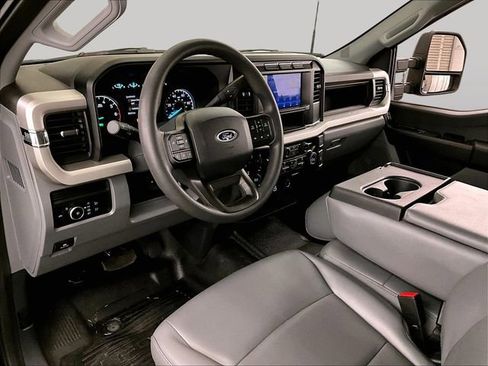 Certified 2023 Ford F250 XL w/ XL Off-Road Package AWD/4WD image 12