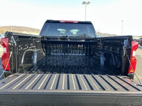 New 2026 Chevrolet Silverado 1500 LT Trail Boss image 9