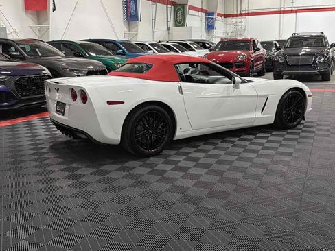 Used 2008 Chevrolet Corvette Convertible w/ Preferred Equipment Group RWD image 12