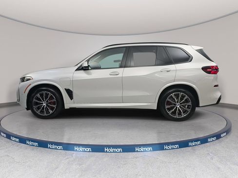 New 2026 BMW X5 xDrive50e w/ M Sport Package image 8