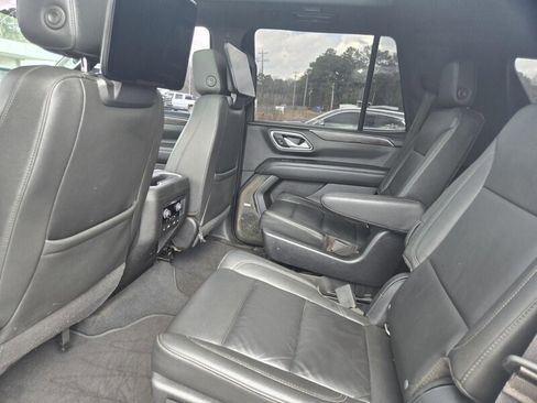 Used 2021 Chevrolet Tahoe Z71 w/ Rear Media and Nav Package image 26