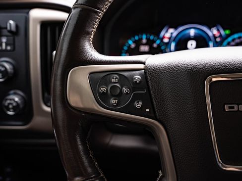 Used 2018 GMC Sierra 1500 Denali w/ Denali Ultimate Package AWD/4WD image 28
