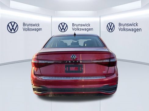 New 2026 Volkswagen Jetta SE image 4