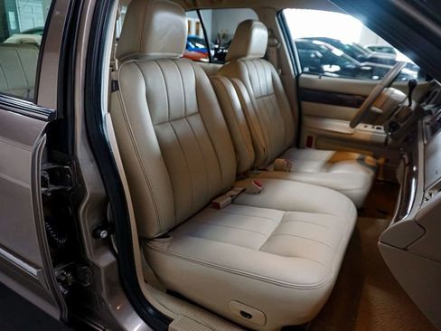 Used 2006 Mercury Grand Marquis LS image 33