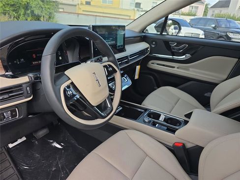 New 2026 Lincoln Corsair Reserve AWD/4WD image 15