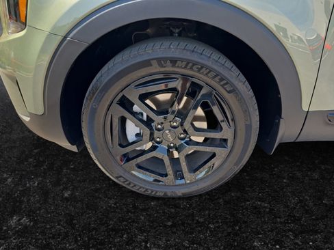 Used 2025 Kia Telluride SX Prestige X-Line image 9