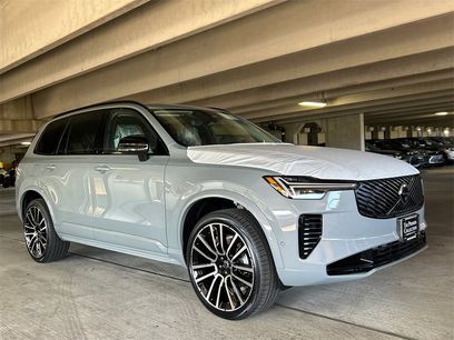 New 2026 Volvo XC90 B6 Ultra w/ Protection Package
