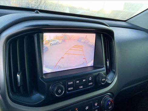 Used 2017 Chevrolet Colorado Z71 AWD/4WD image 28