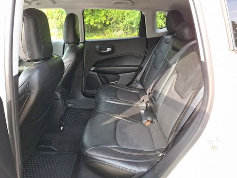 Used 2018 Jeep Compass Latitude w/ Popular Equipment Group image 20