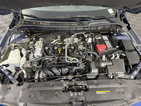 Used 2024 Nissan Altima 2.5 SR FWD image 33