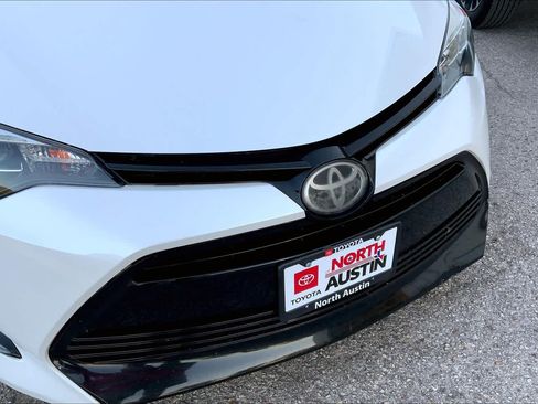 Used 2017 Toyota Corolla XLE FWD image 30