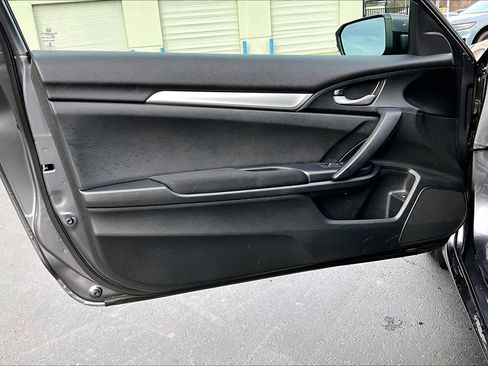 Used 2019 Honda Civic LX image 25