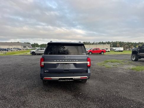 Used 2022 Ford Expedition Max XLT RWD image 4