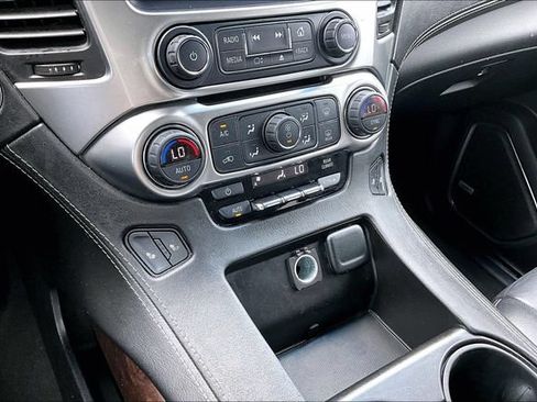 Used 2019 Chevrolet Tahoe LT w/ Texas Edition Package RWD image 16