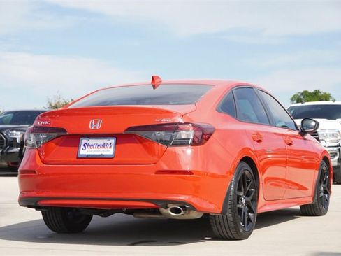 Used 2025 Honda Civic Sport image 8