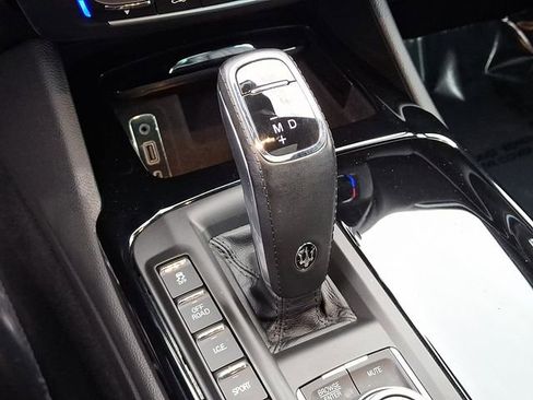 Used 2022 Maserati Levante GT image 18