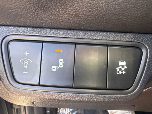 Used 2023 Kia Forte LXS w/ LXS Technology Package image 25