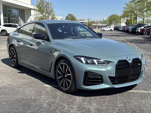 Used 2026 BMW 440i xDrive w/ Premium Package AWD/4WD image 3