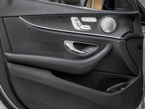 Used 2023 Mercedes-Benz E 350 Sedan image 14