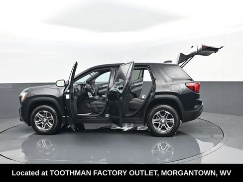 Used 2025 GMC Terrain Elevation image 31