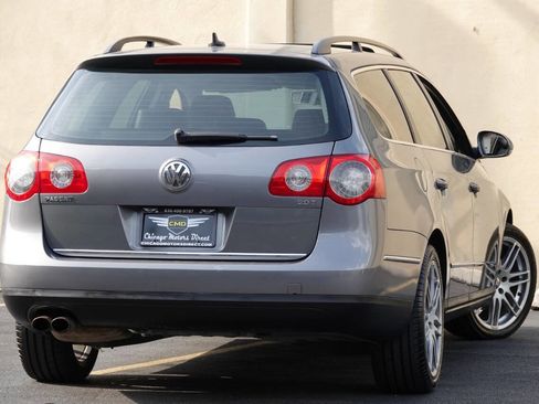 Used 2007 Volkswagen Passat 2.0T FWD image 17