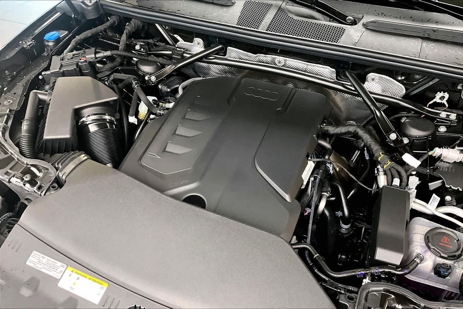New 2025 Audi Q5 Premium Plus AWD/4WD image 17