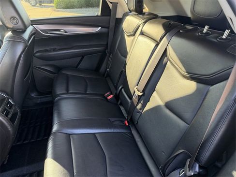 Used 2019 Cadillac XT5 Luxury image 11