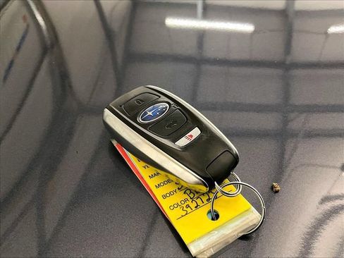 Used 2017 Subaru Outback 3.6R Limited AWD/4WD image 9